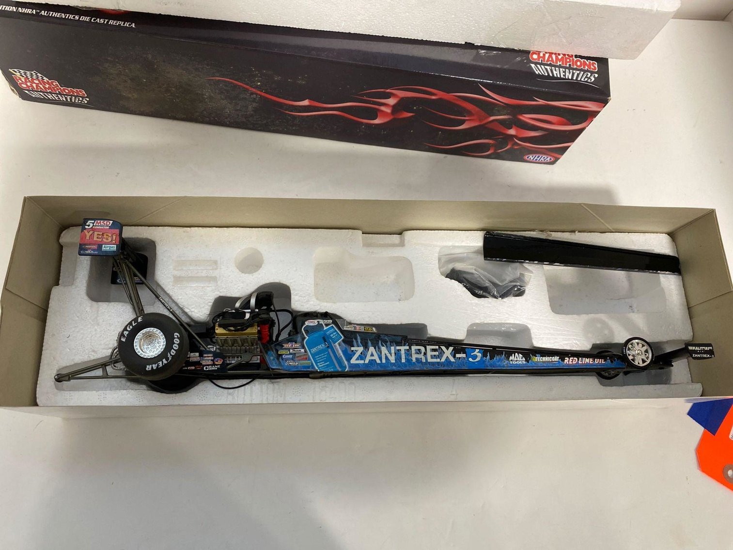 Image for Furniture, Collectibles, Household-New building North