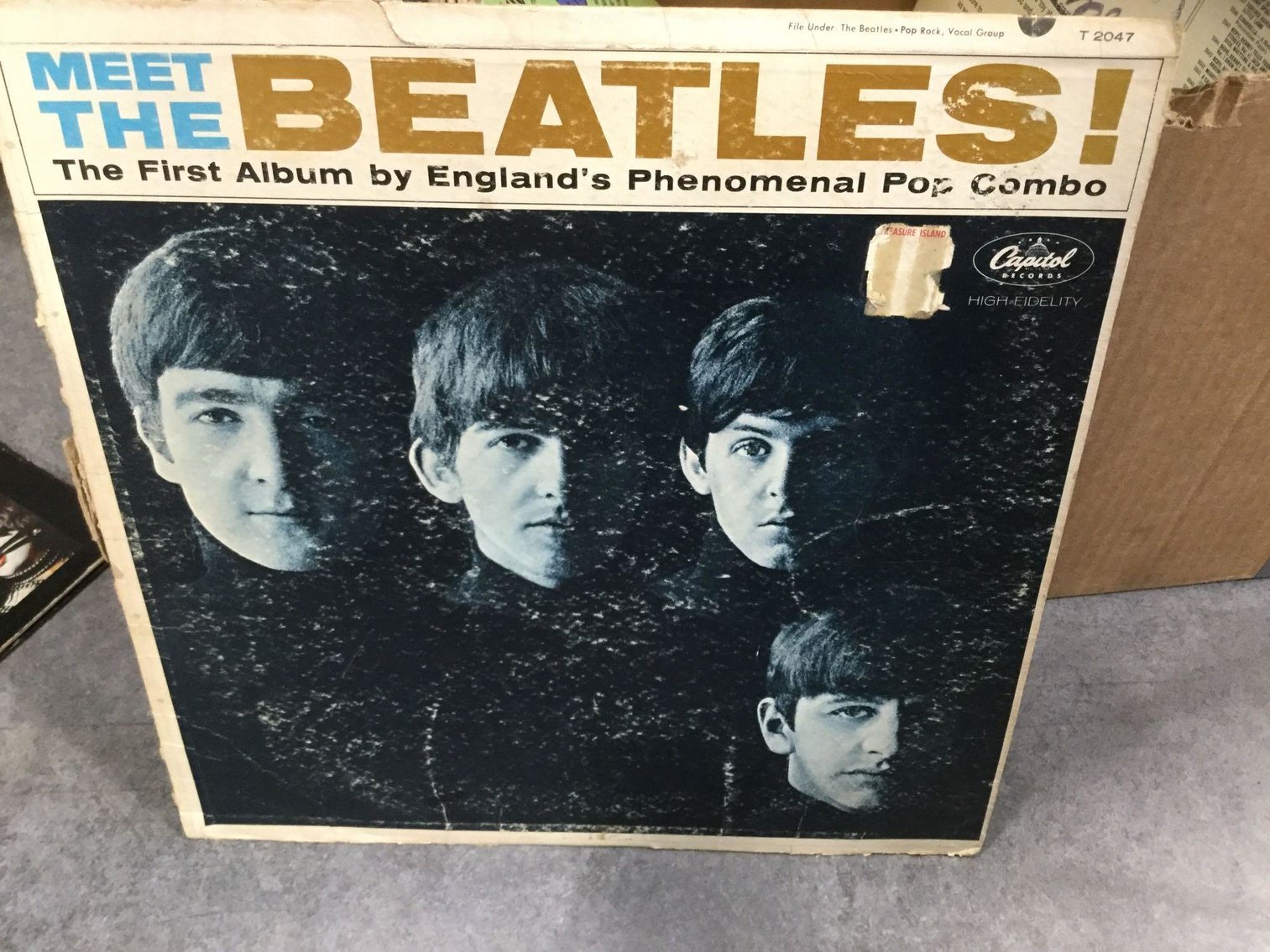 Image for Furniture, Collectibles, Household-New building North