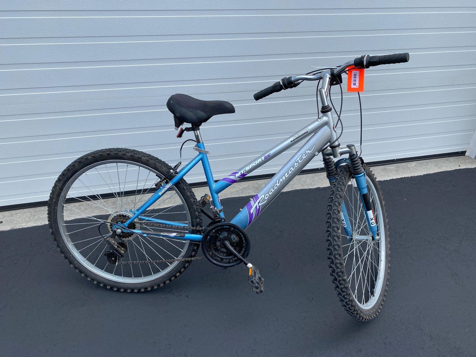 Image for Furniture, Collectibles, Household-New building North