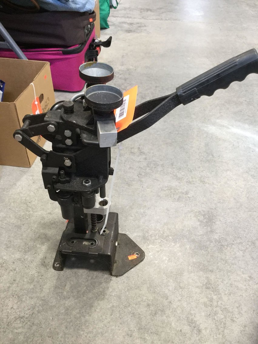 Image for Furniture, Collectibles, Household-New building North