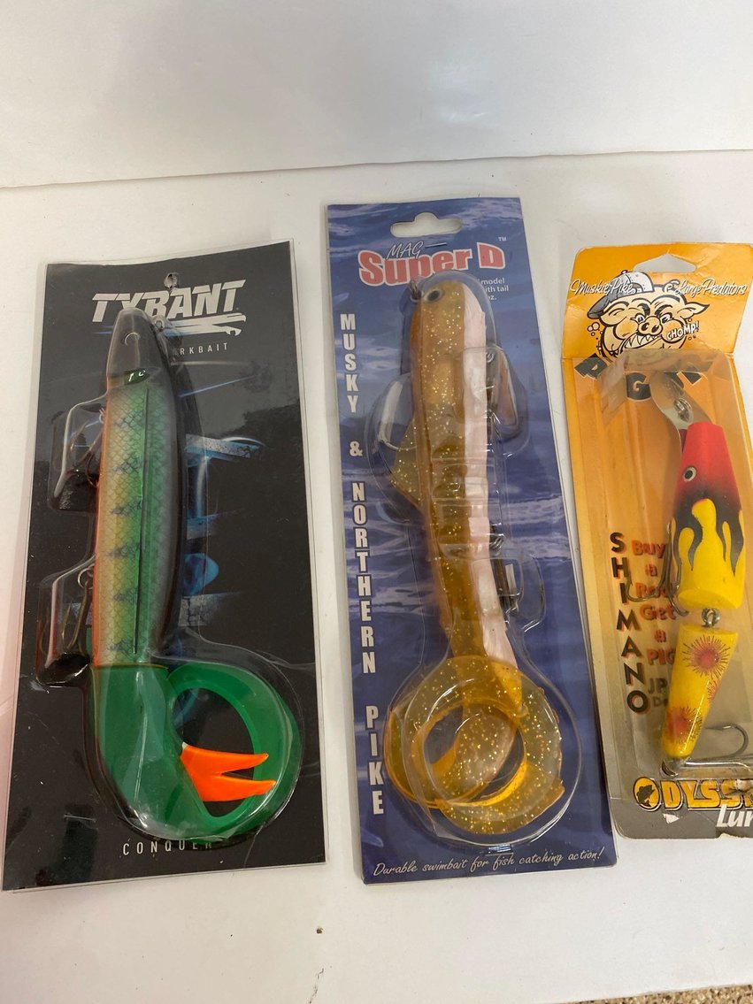 Image for Truck, Furniture, Collectibles, Household-Main building back half