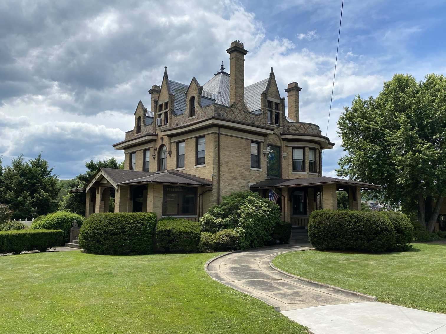 Image for Must-See 6 Bedroom Chateauesque Home