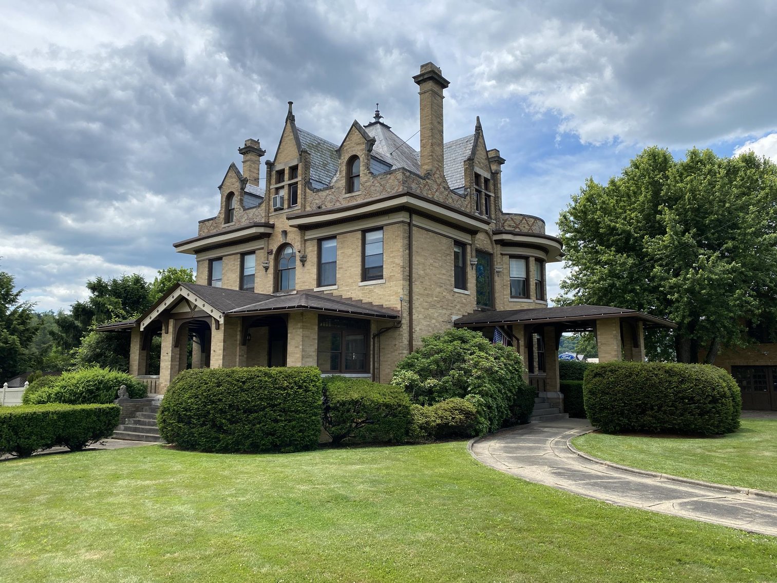 Image for Must-See 6 Bedroom Chateauesque Home