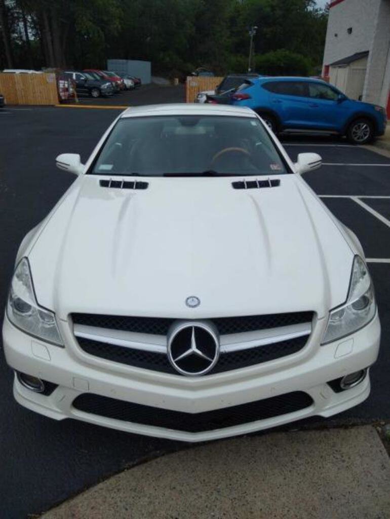 Image for Public Virtual Auto Auction: Lot 2 of 24 - 2009 Mercedes-Benz SL-Class Passenger Car