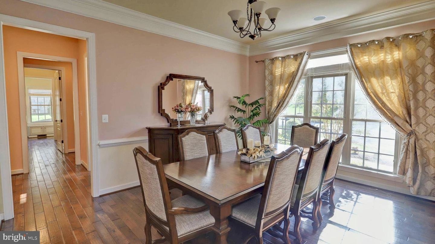 Image for Vienna Maymont Mansion, Online Auction