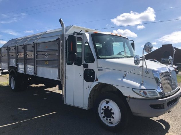 Image for Public Virtual Auto Auction Ring 2: Lot 56 of 94 - 2013 International DuraStar 4300 Truck