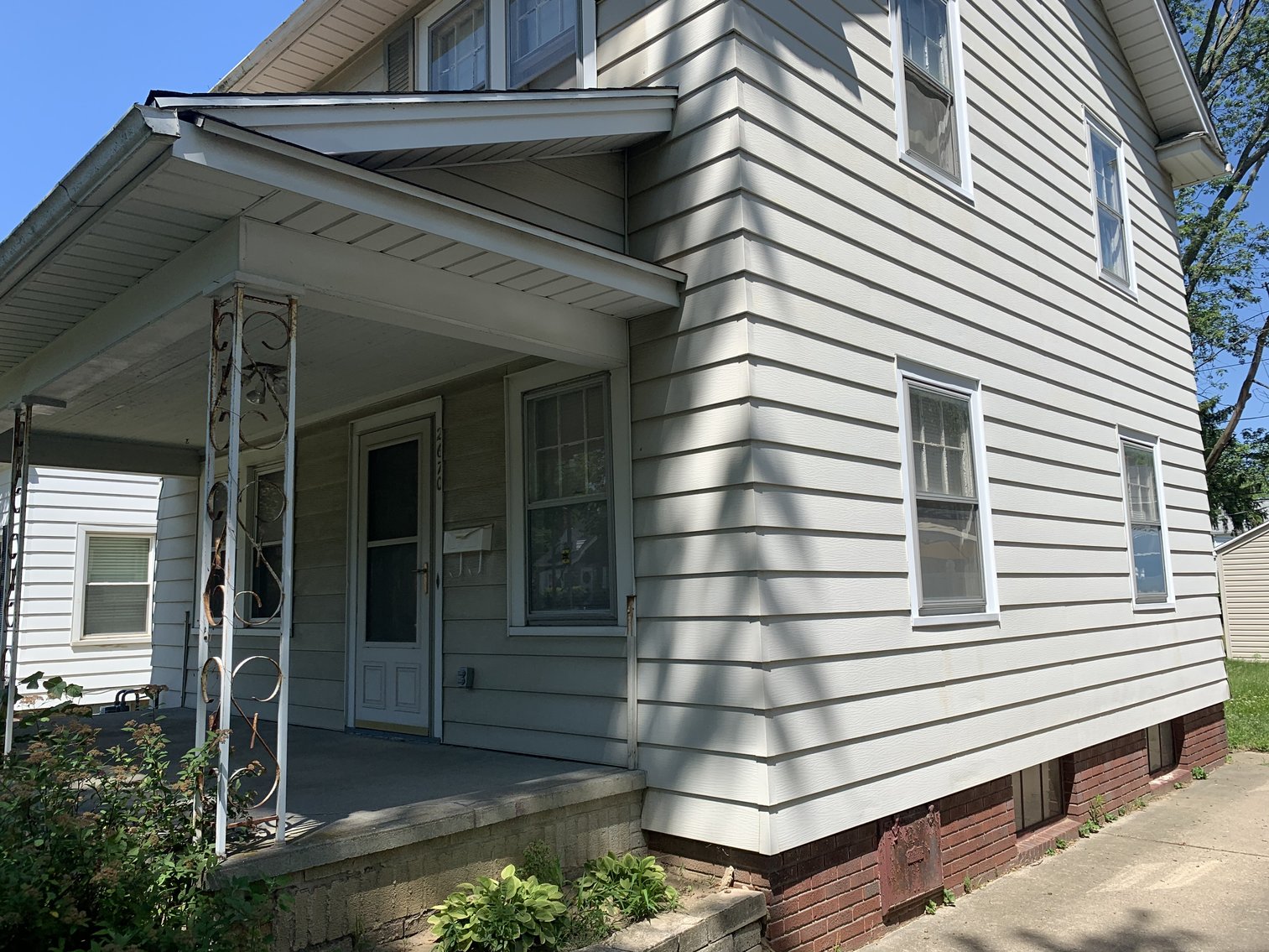 Image for MINIMUM BID AUCTION! $41,000 - 2670 Latonia Blvd.