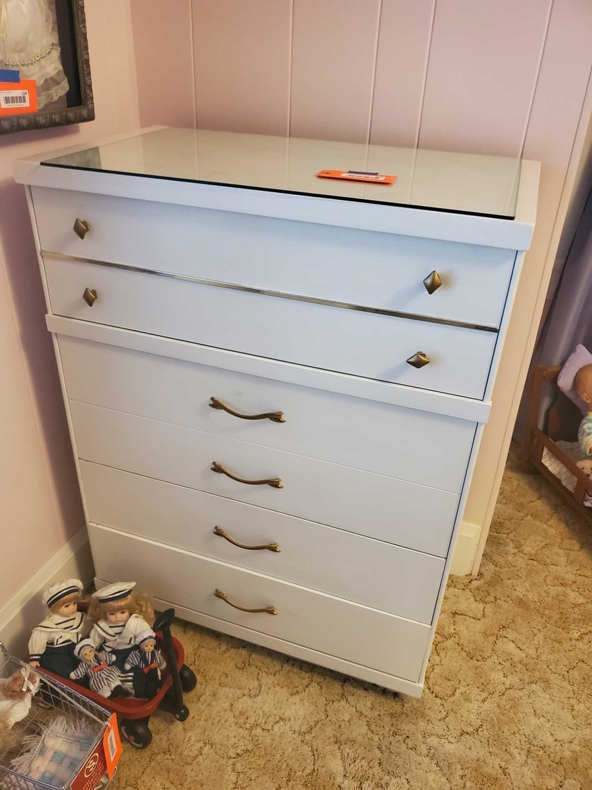 Image for Furniture, Collectibles, Riding mower