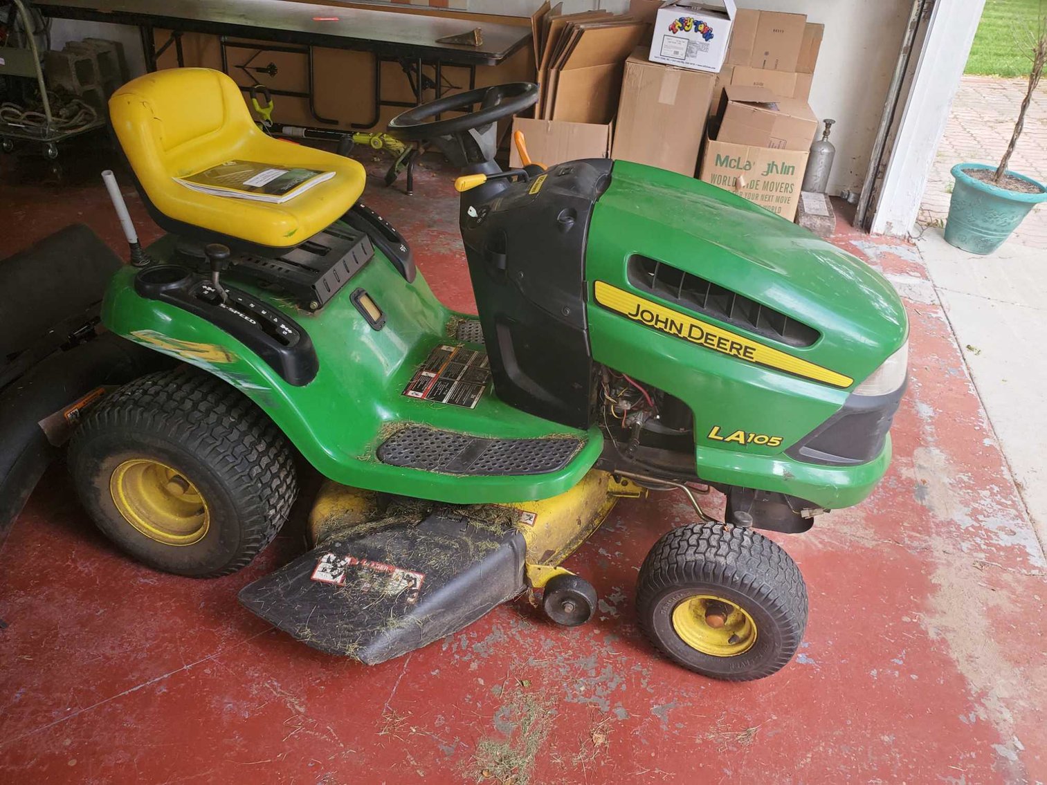 Image for Furniture, Collectibles, Riding mower