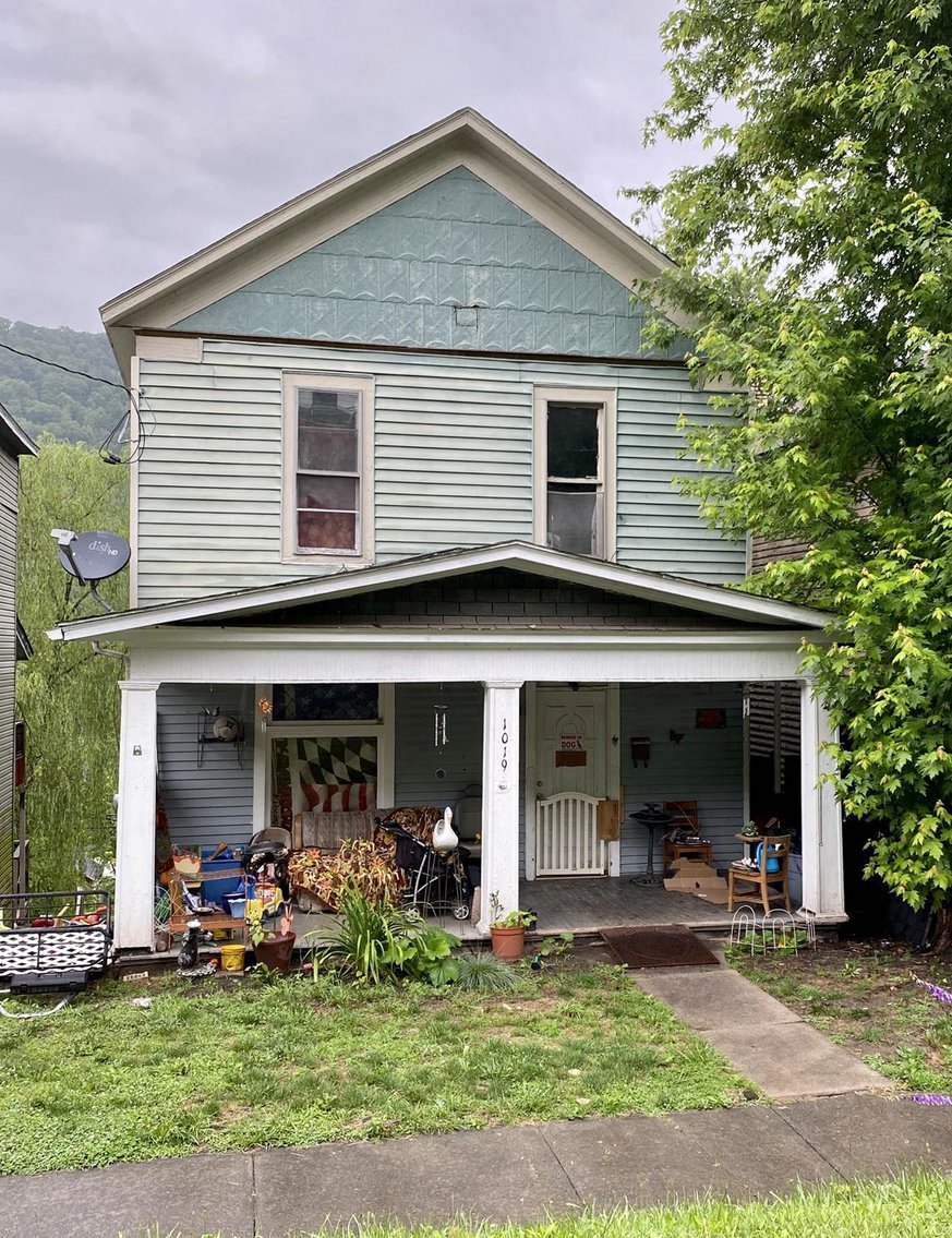 Image for Multi-Property Auction in Summers County – Residential & Commercial