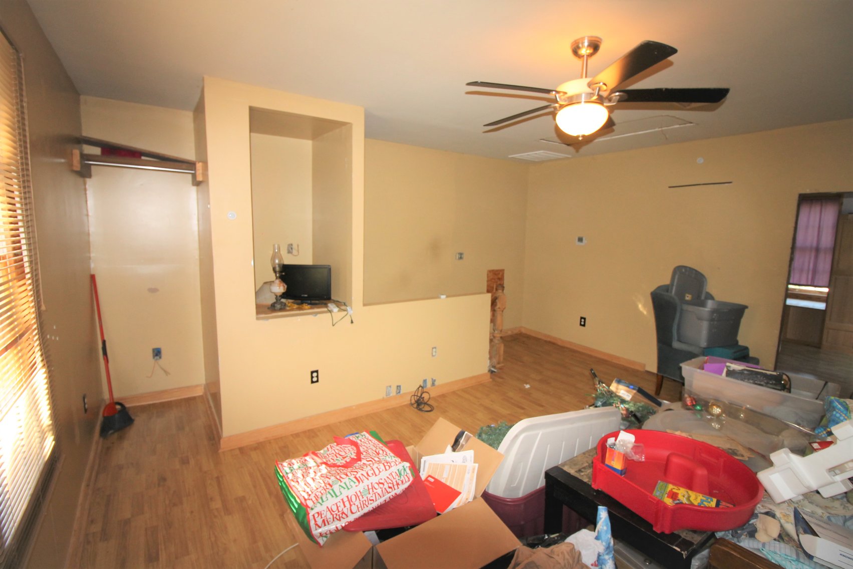 Image for 3 BR/1 BA Home on .3 +/- Acre Lot AND Adjacent 3.2 +/- Acre & .7 +/- Acre Lots--SELLS to the HIGHEST BIDDER!!