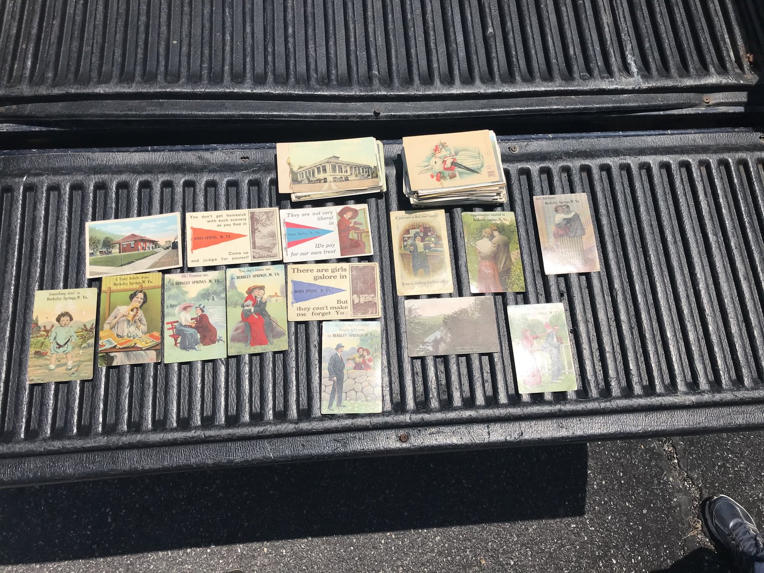 Image for ESTATE OF WARREN & BETTY LINTZ