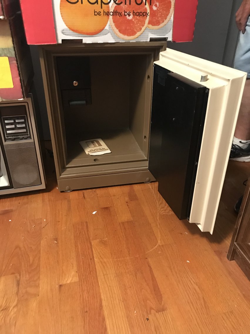 Image for ESTATE OF WARREN & BETTY LINTZ