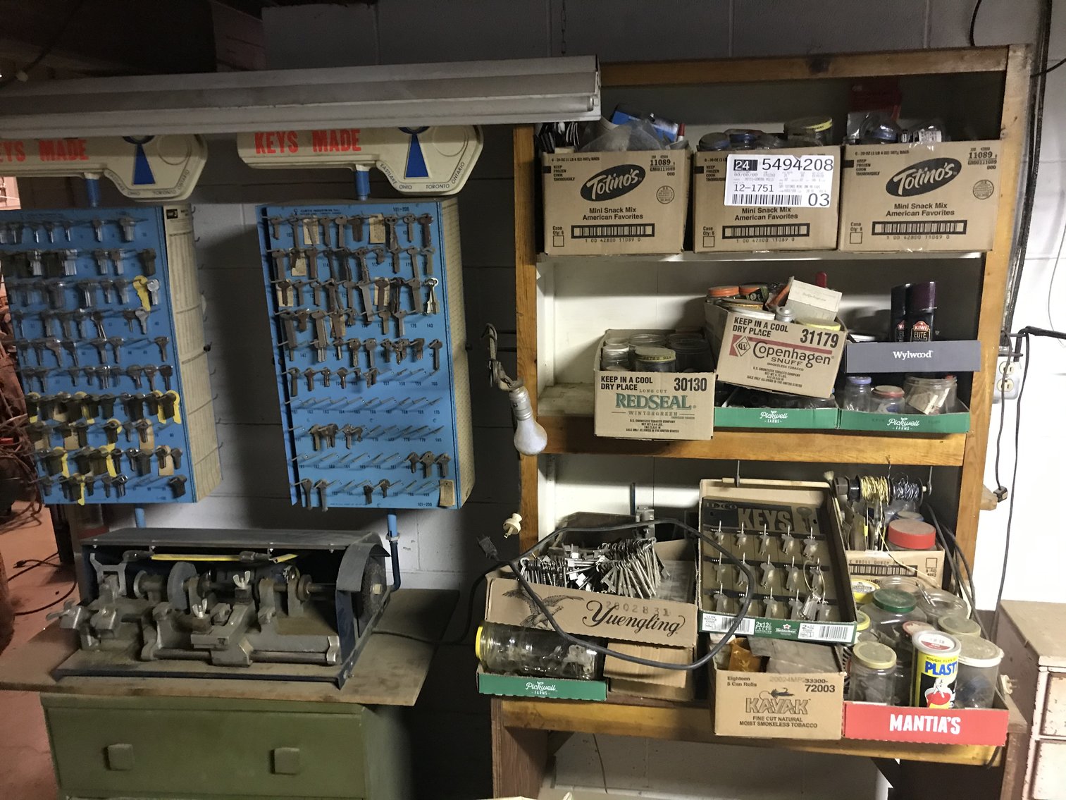 Image for ESTATE OF WARREN & BETTY LINTZ