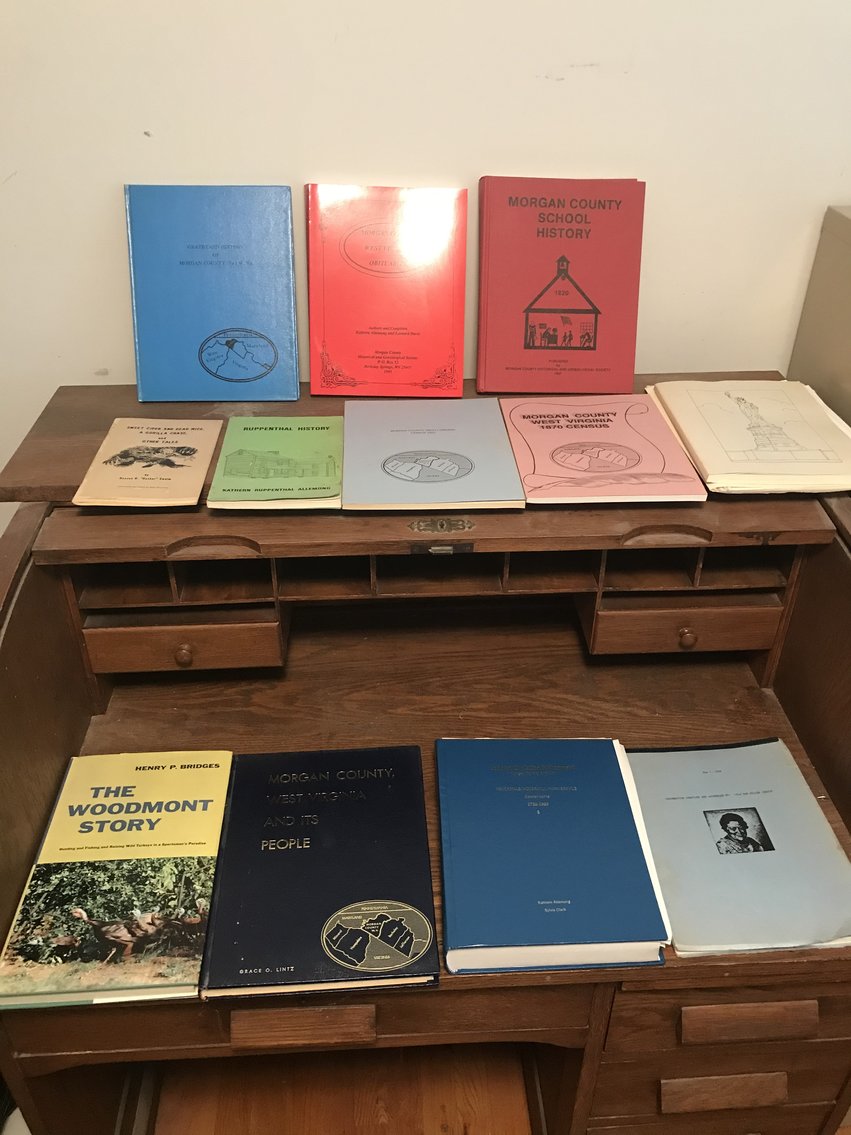 Image for ESTATE OF WARREN & BETTY LINTZ