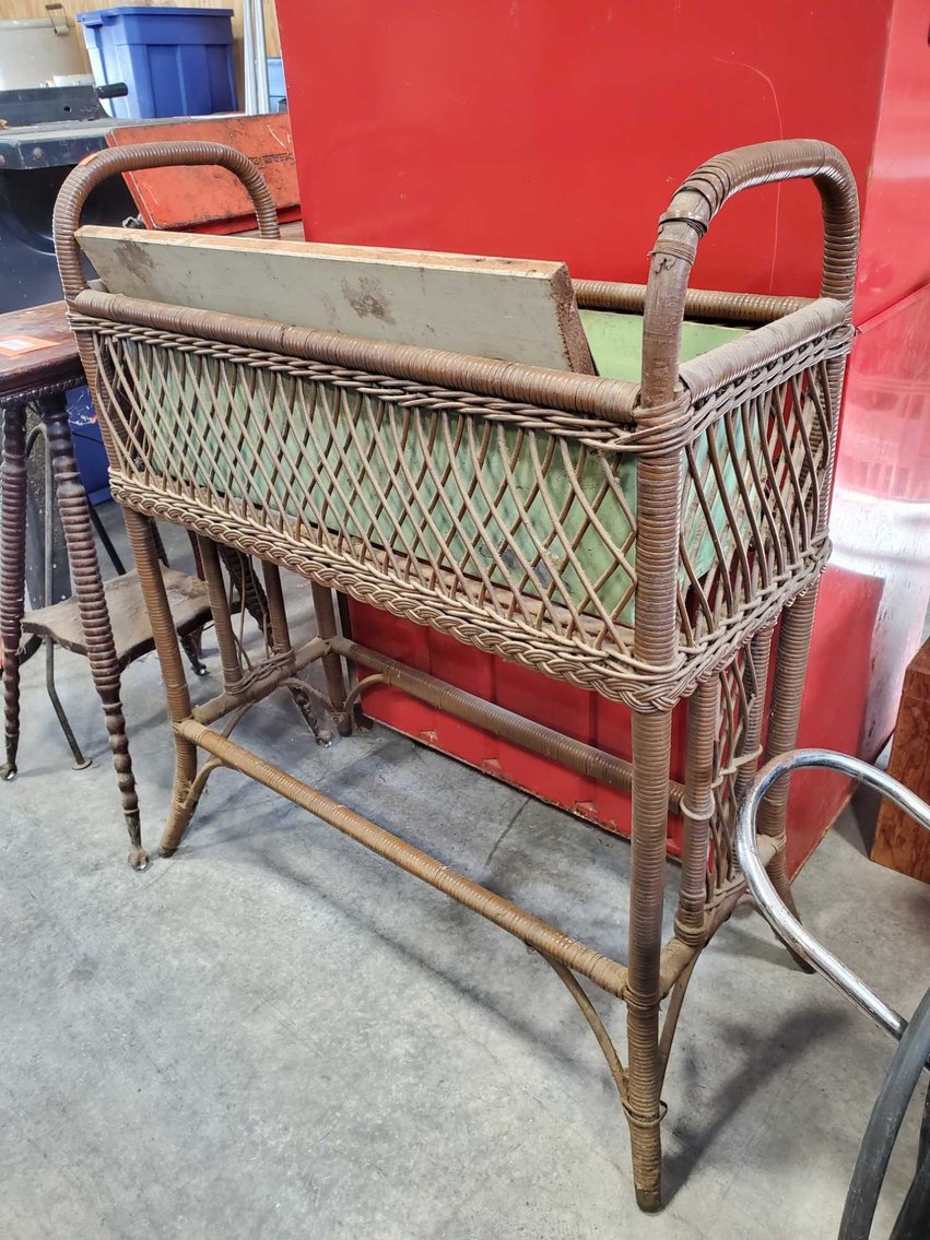 Image for Furniture, Collectibles, Household-New Building North