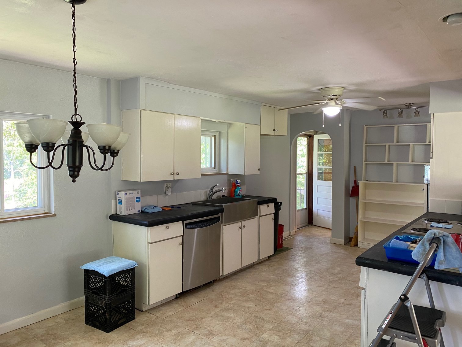 4 Bedroom Ranch in South Hills