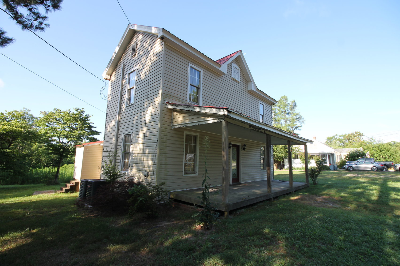 Image for 3 BR/1 BA Home on .3 +/- Acre Lot AND Adjacent 3.3 +/- Acre & .7 +/- Acre Lots--SELLS to the HIGHEST BIDDER!!