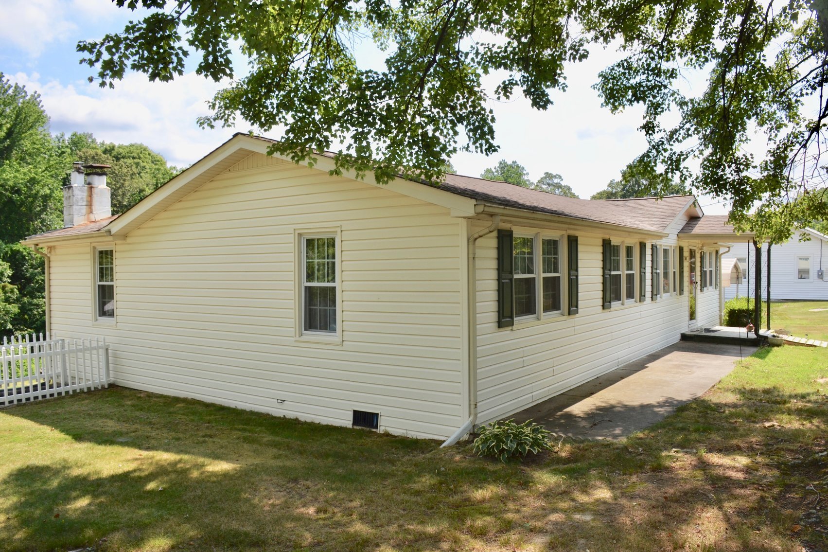 Image for 3 BR/1.5 BA Home on .8 +/- Acres Located Just off Rt. 1 in Stafford County, VA