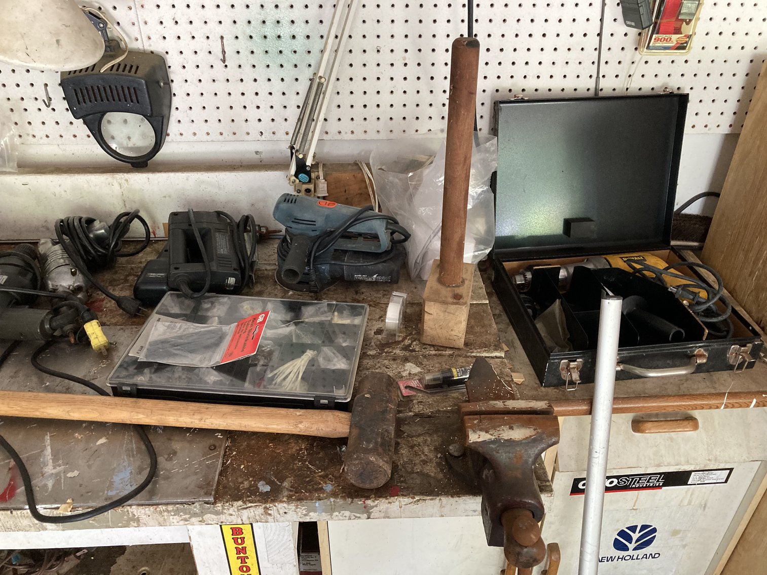 Image for 4 BEDROOM, 2 1/2 BATH, COLONIAL STYLE HOME W/ATTACHED 2 CAR GARAGE