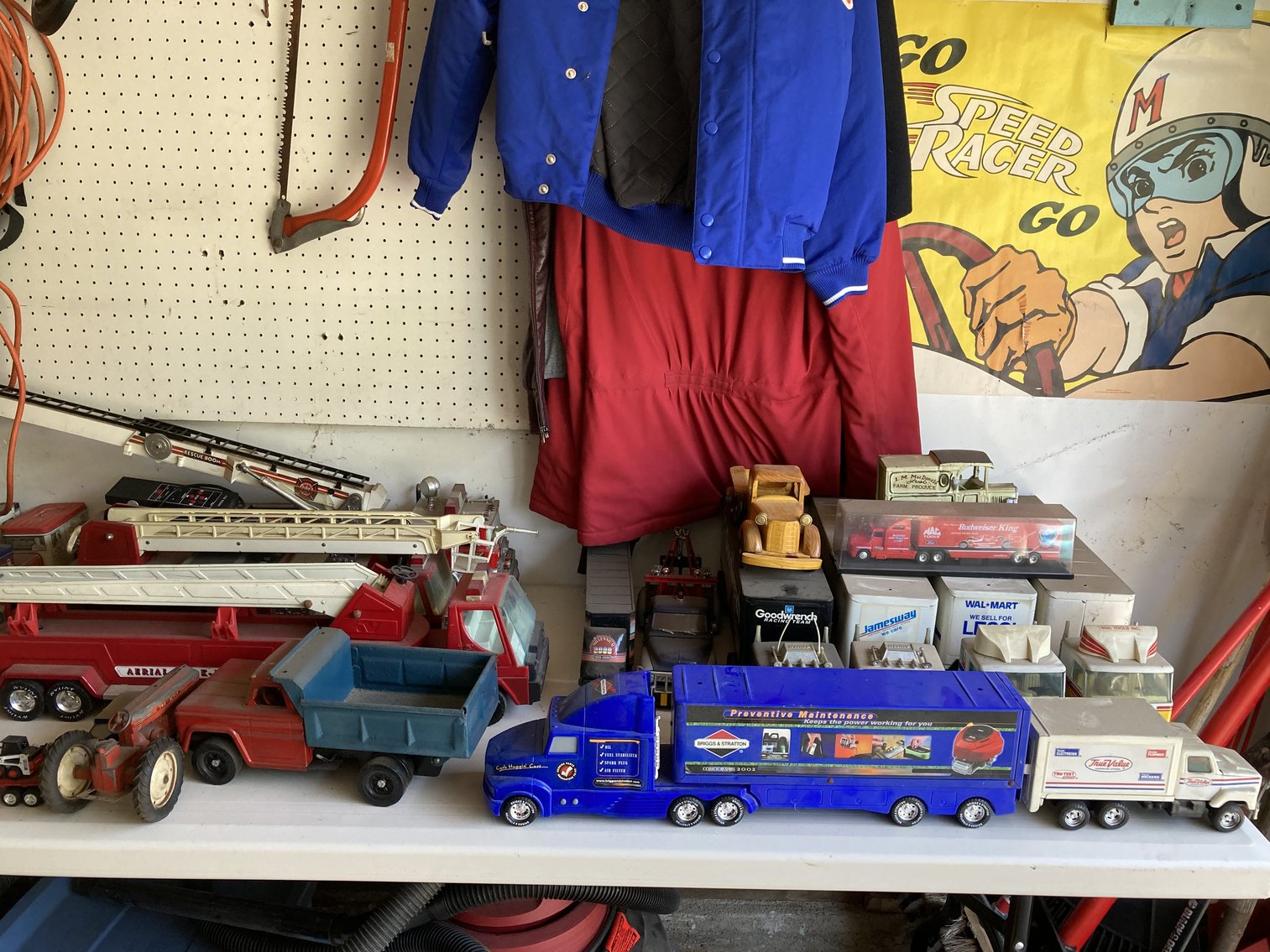 Image for 4 BEDROOM, 2 1/2 BATH, COLONIAL STYLE HOME W/ATTACHED 2 CAR GARAGE