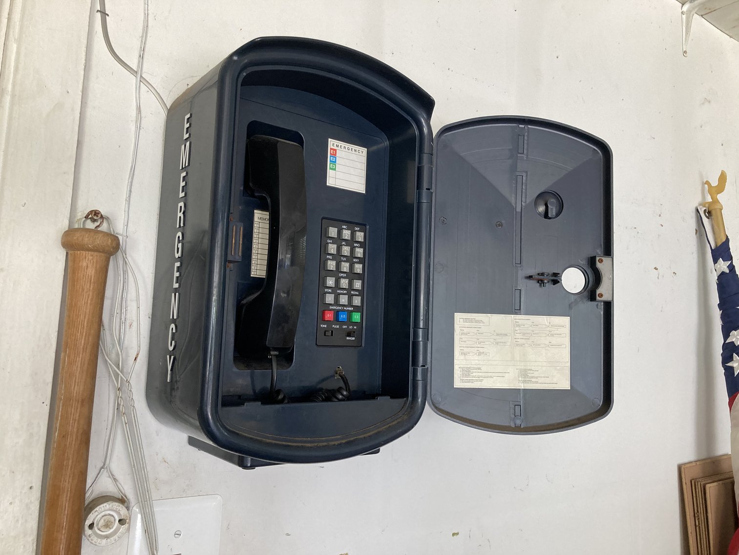 Image for 4 BEDROOM, 2 1/2 BATH, COLONIAL STYLE HOME W/ATTACHED 2 CAR GARAGE