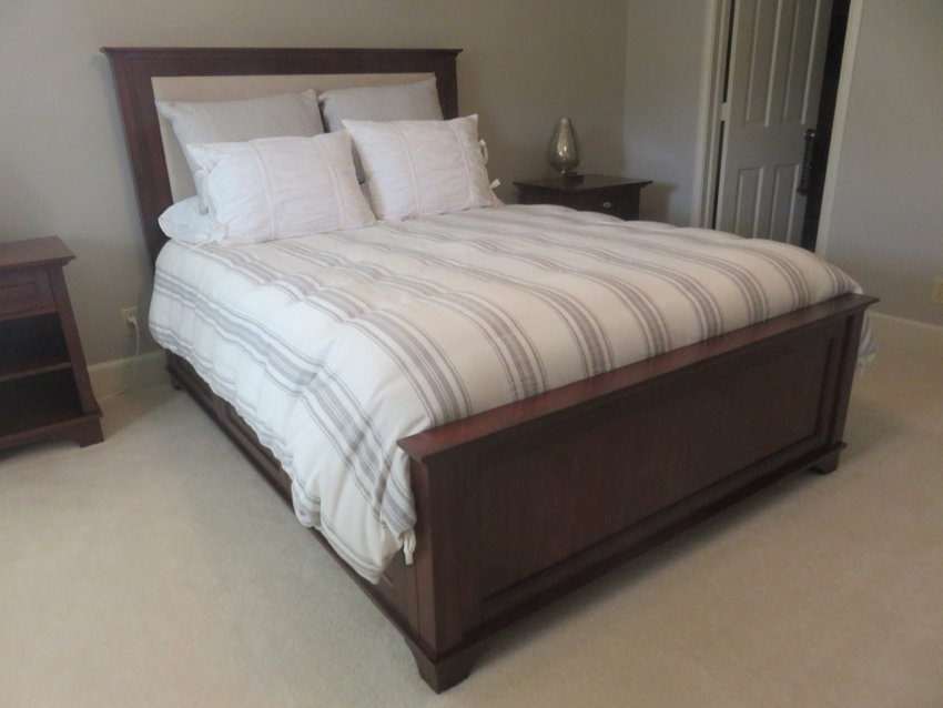 Image for H2 Hummer and Moving/ Downsizing Auction