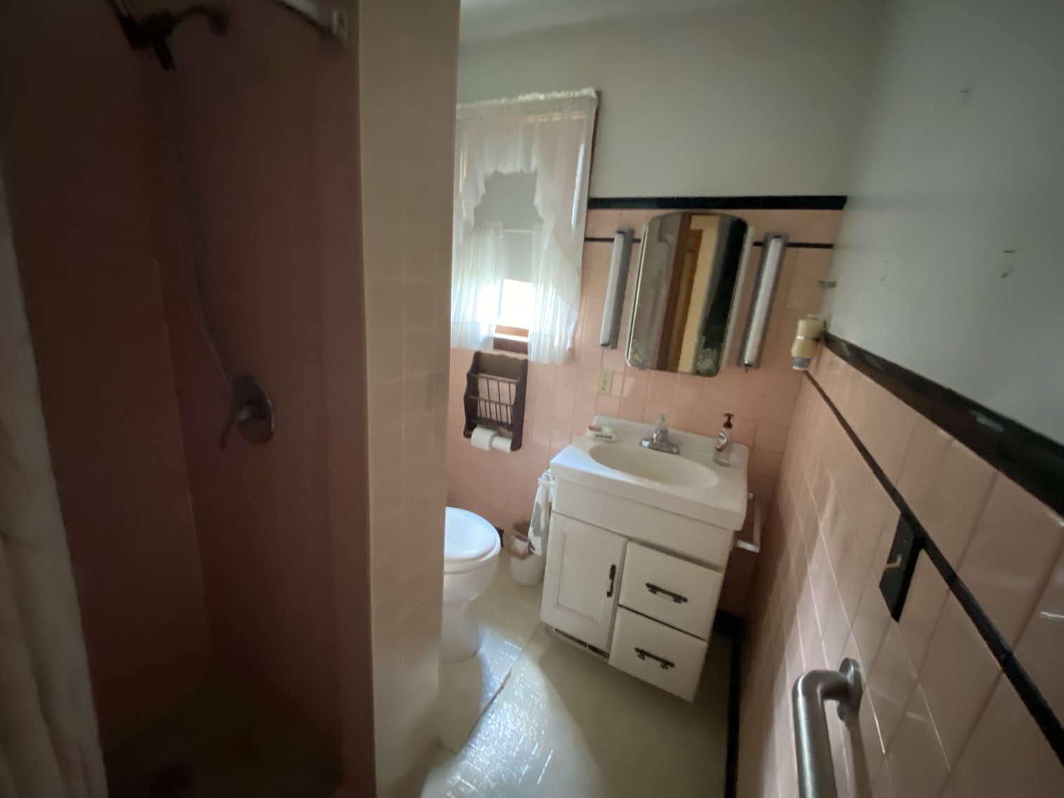 Image for ABSOLUTE AUCTION! - 29527 E Broadway Street