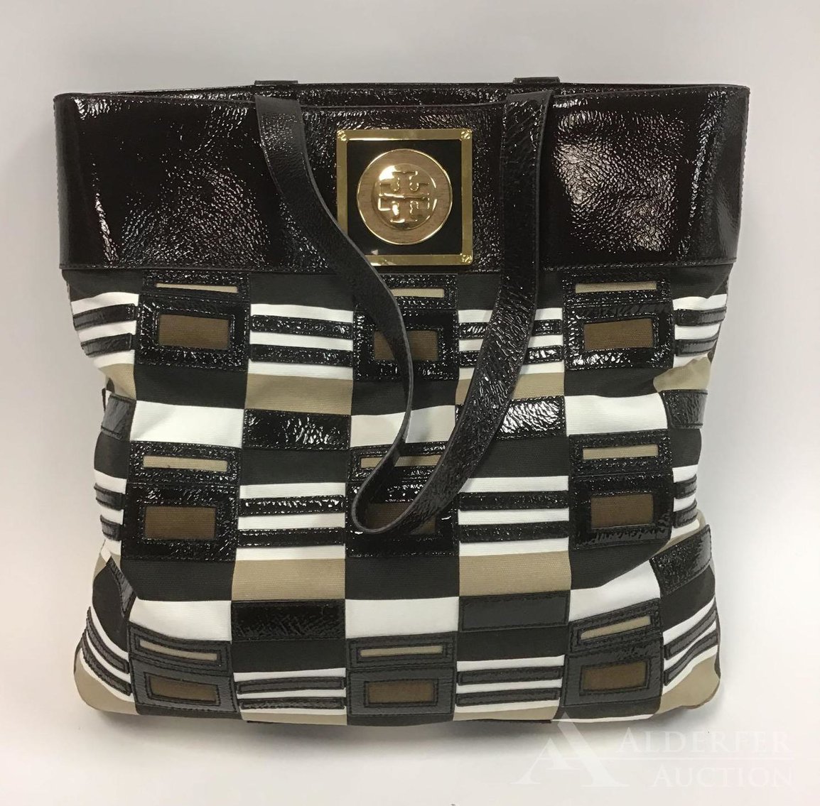 Image for Designer Handbags, Fashion and Accessories | August 11, 2020 at 8:00 PM