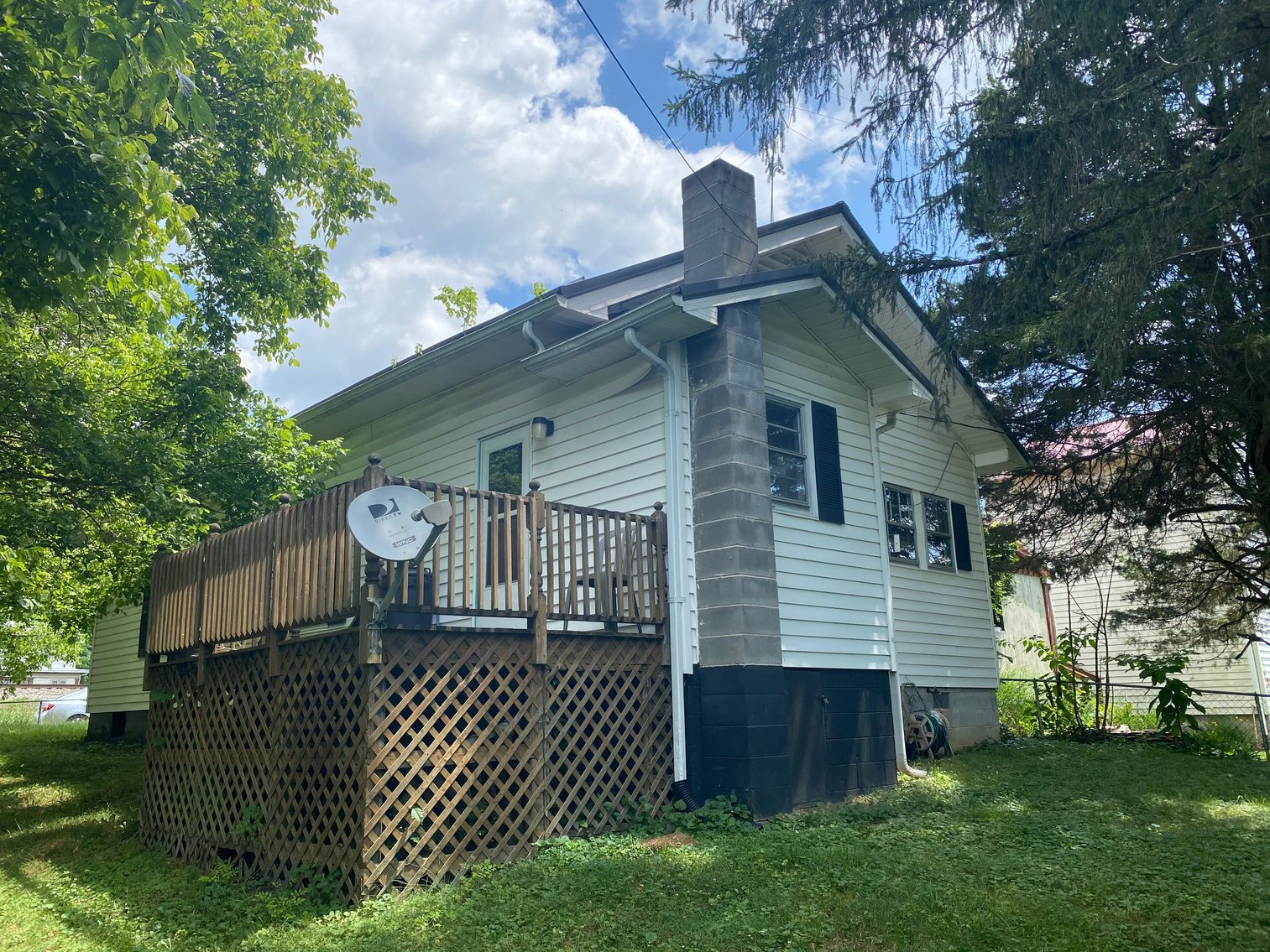 2 Bedroom Ranch near the Greenbrier River