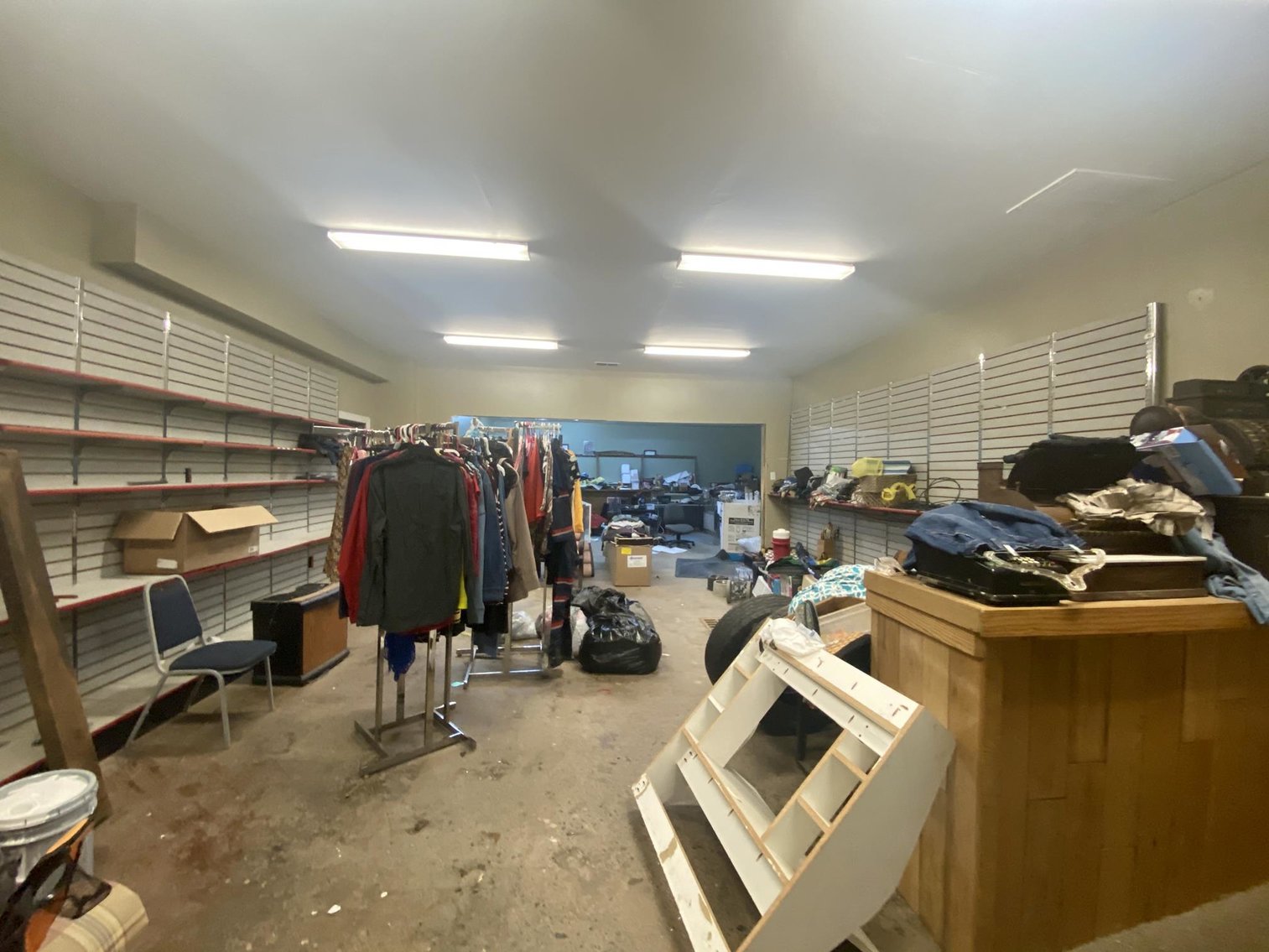 Image for SOLD $298,000 - 13,500 sqft Commercial Building off N. Eisenhower Drive