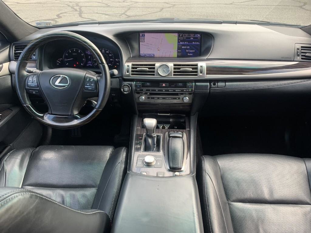 Image for LIVE Public Virtual Auto Auction: Lot 240 - 2014 Lexus LS 460 Passenger Car