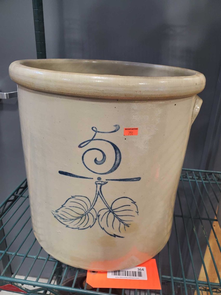 Image for Furniture, Lawn & garden, tools & more-New building North