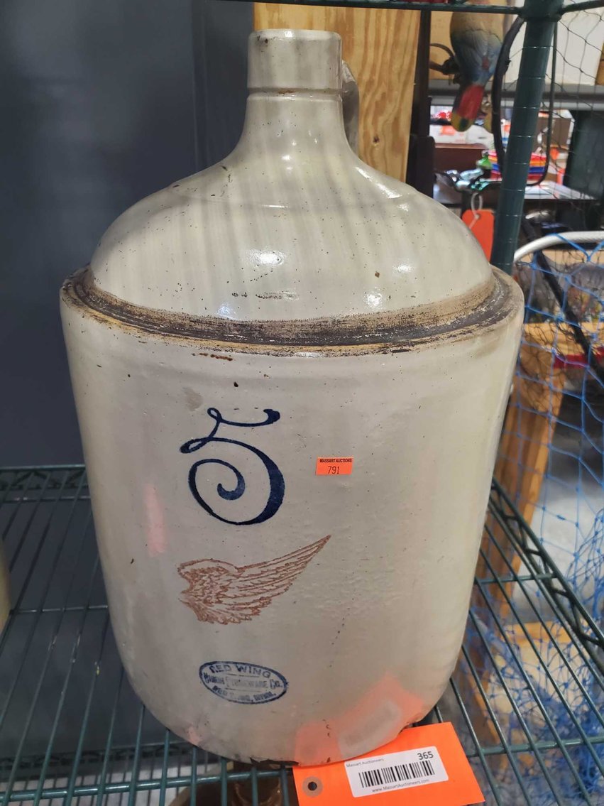 Image for Furniture, Lawn & garden, tools & more-New building North