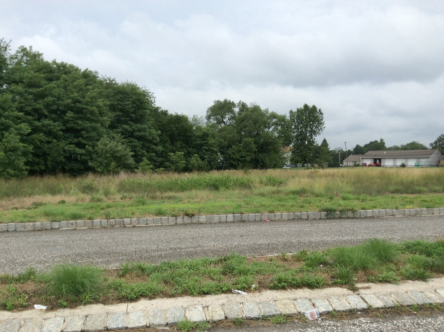 Image for Attention savvy investors and entrepreneurs....1.18 +/- acre lot with opportunities abound!