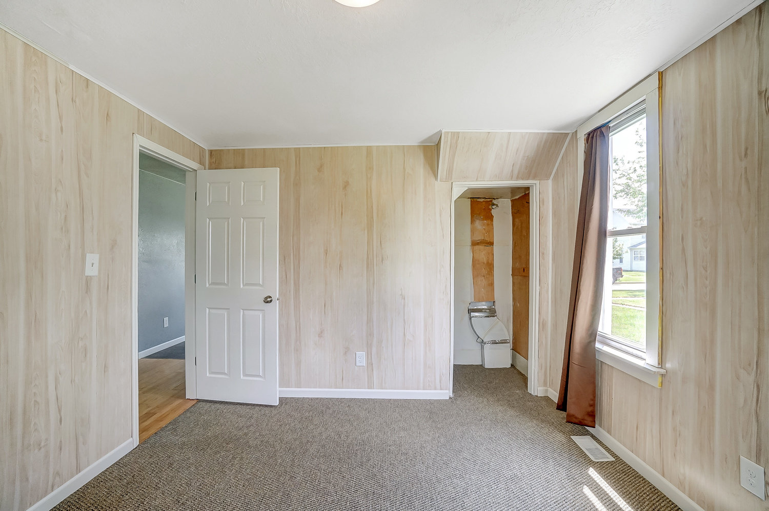 Image for MINIMUM BID AUCTION! $75,000 - 310 Perry Street