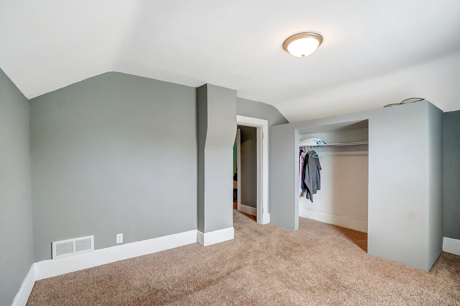 Image for MINIMUM BID AUCTION! $75,000 - 310 Perry Street