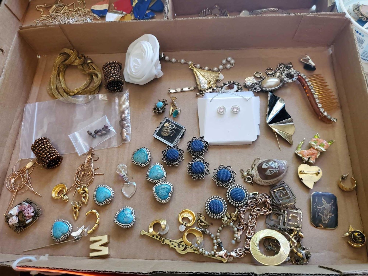 Image for Furniture, Collectibles, Household-St Lawrence Dr