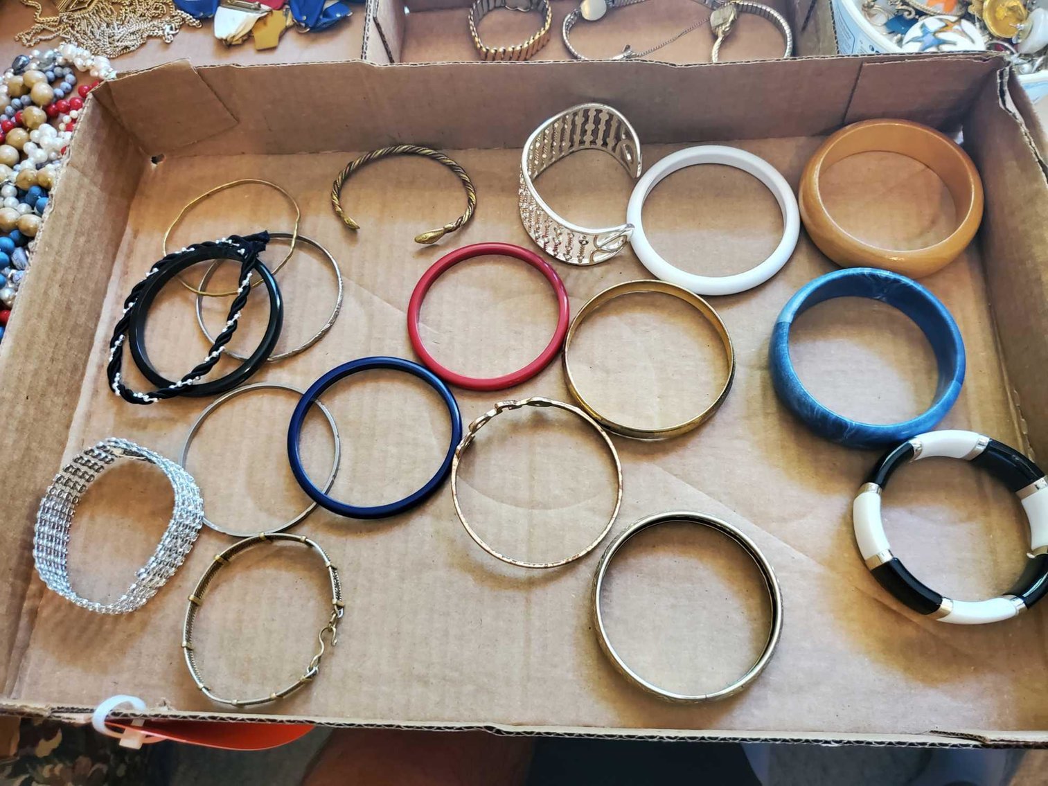 Image for Furniture, Collectibles, Household-St Lawrence Dr