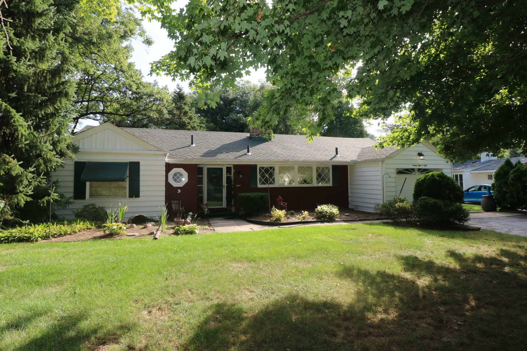 Image for MINIMUM BID AUCTION! $75,000 - 310 Perry Street