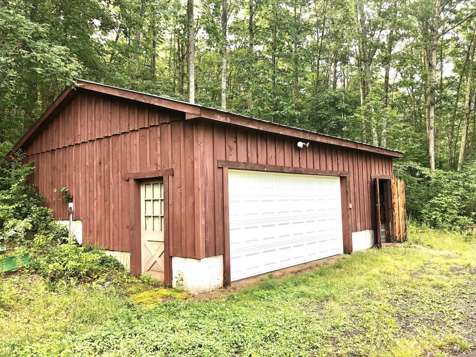 Image for 2 BR/1 BA Log Cabin on 30 +/- Acres Bordering National Forest in Bath County, VA
