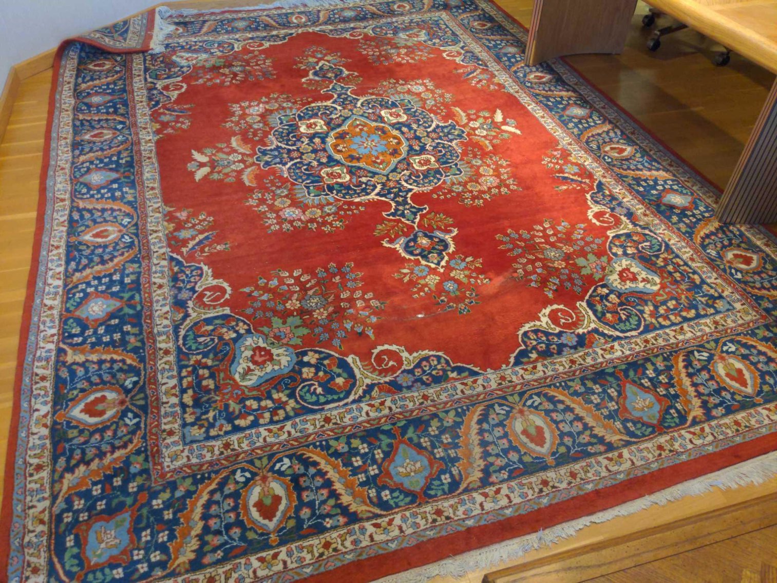 Image for Alaskan Art & Office Furniture Flash Online Auction