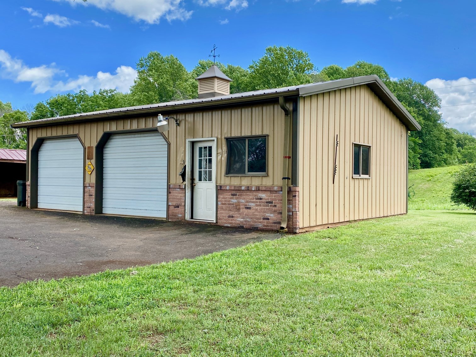Image for 3 BR/2 BA Brick Home on 8.9 +/- Acres w/Detached Garage/Work Shop & Gorgeous Mountain Views