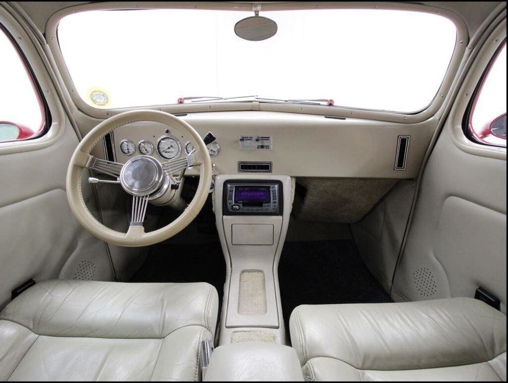 Image for Public Virtual Classic Car Auction: Lot 432 - 1938 Hupmobile 1329 Sedan