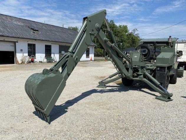 Image for Public Virtual Equipment Auction: Lot 389 - Freightliner Mercedes Backhoe Loader