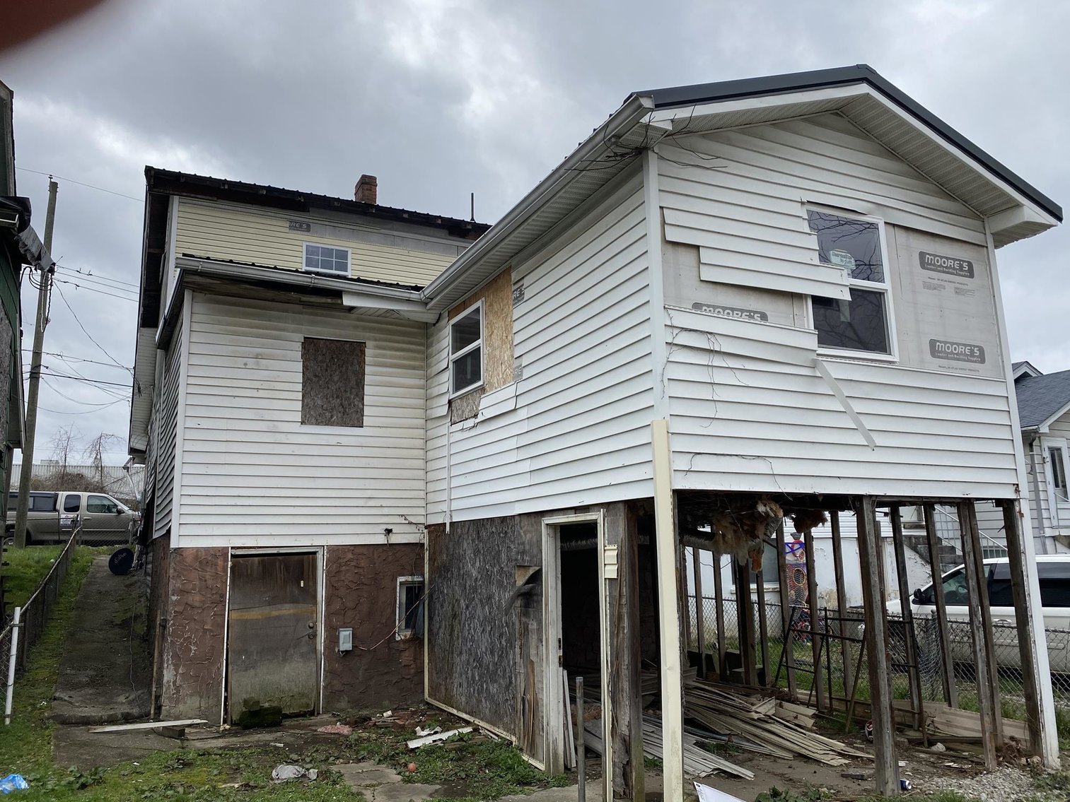 Charleston Project Home Sold to the Highest Bidder