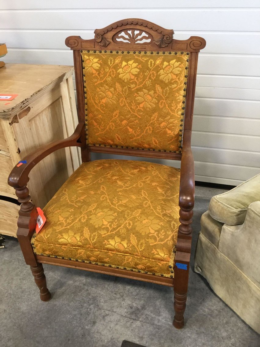 Image for Cub Cadet rider,Furniture, Collectibles, Household-New building south