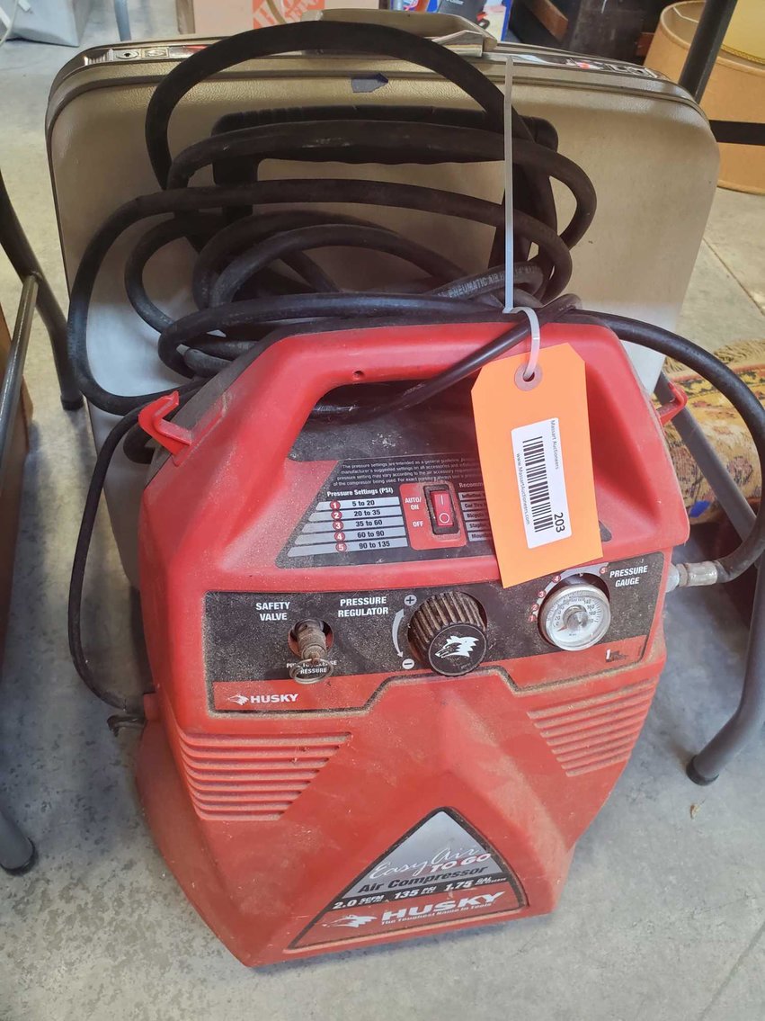 Image for Cub Cadet rider,Furniture, Collectibles, Household-New building south