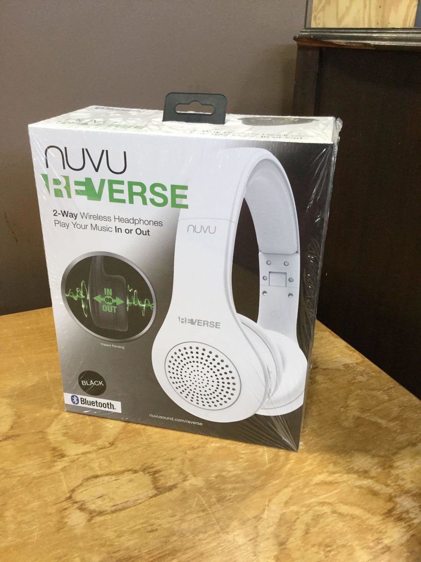 Image for Cub Cadet rider,Furniture, Collectibles, Household-New building south