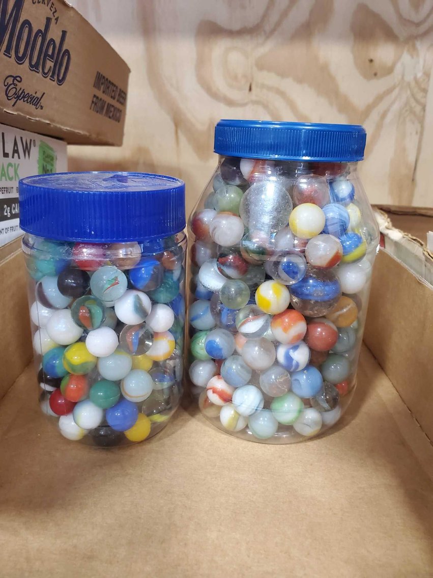 Image for Furniture, Collectibles, Household-New building north